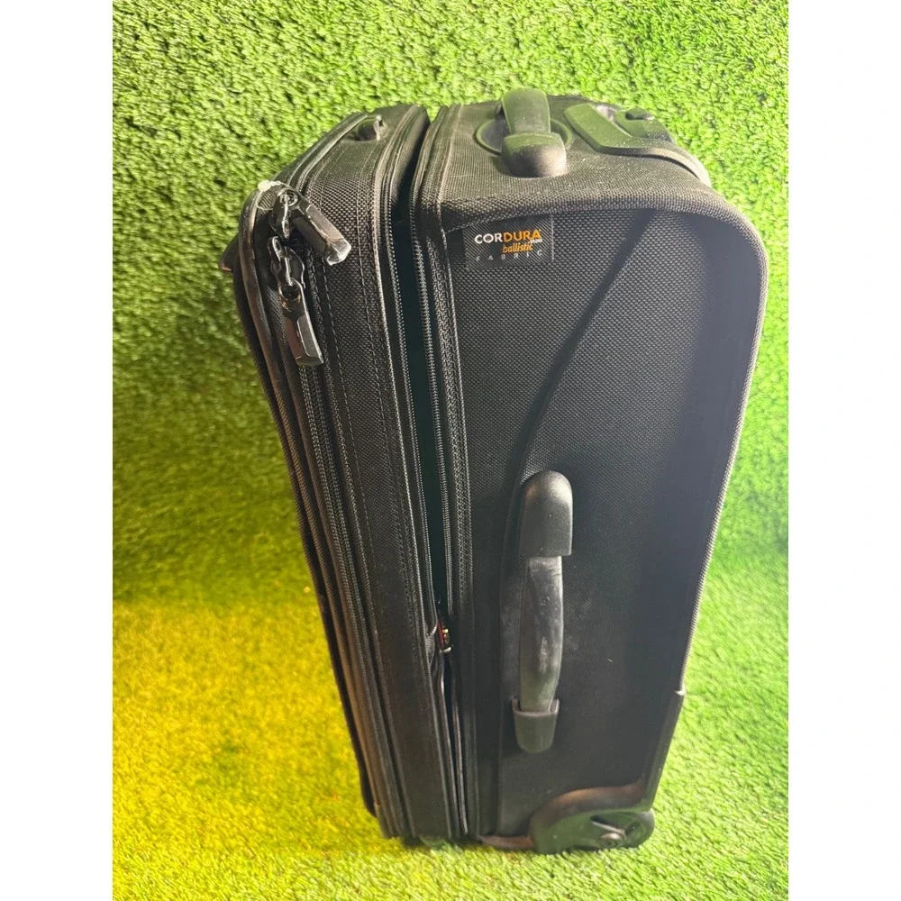 Kirkland Signature Black‎ Cordura Ballistic Fabric Carry-On (Tumi/Briggs &Riley)
